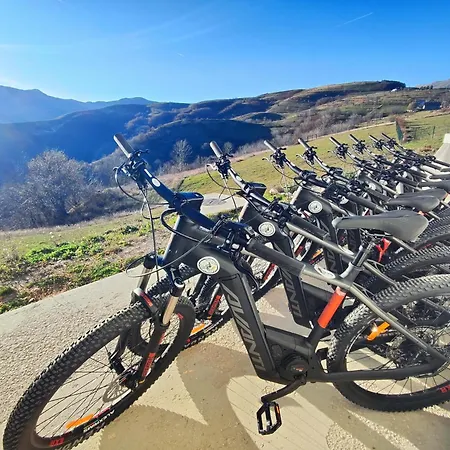 Деревянный коттедж Edelweiss Mountain Brda (Sarajevo)